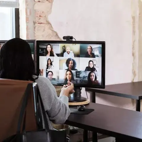 Aula ao vivo por videoconferência
